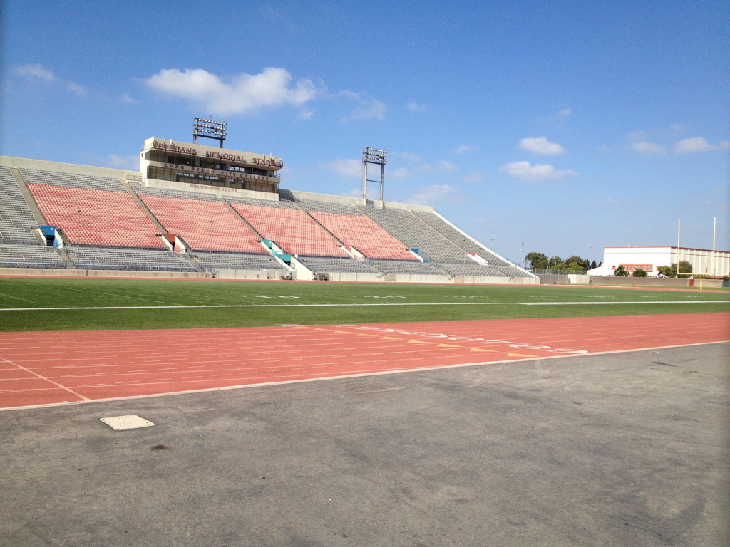 Veterans-Memorial-Stadium-0